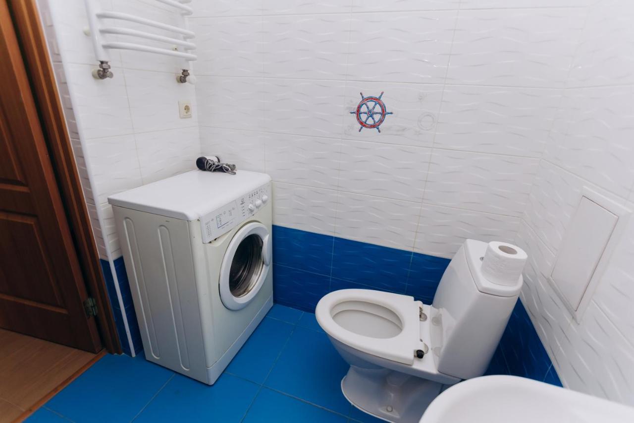 Затишні Apartments Біля Жд Вокзалу Ivano Frankivsk Bagian luar foto