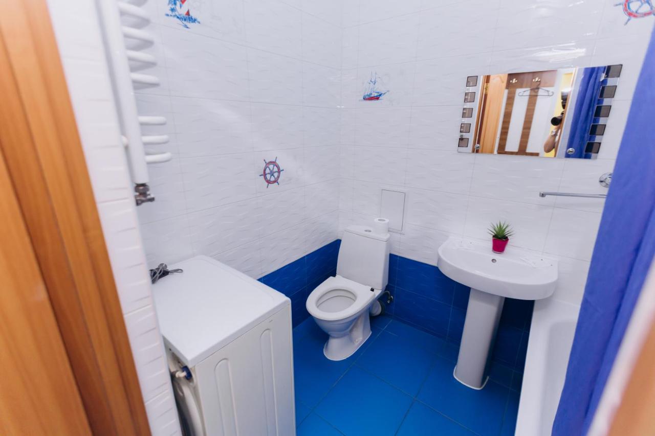 Затишні Apartments Біля Жд Вокзалу Ivano Frankivsk Bagian luar foto